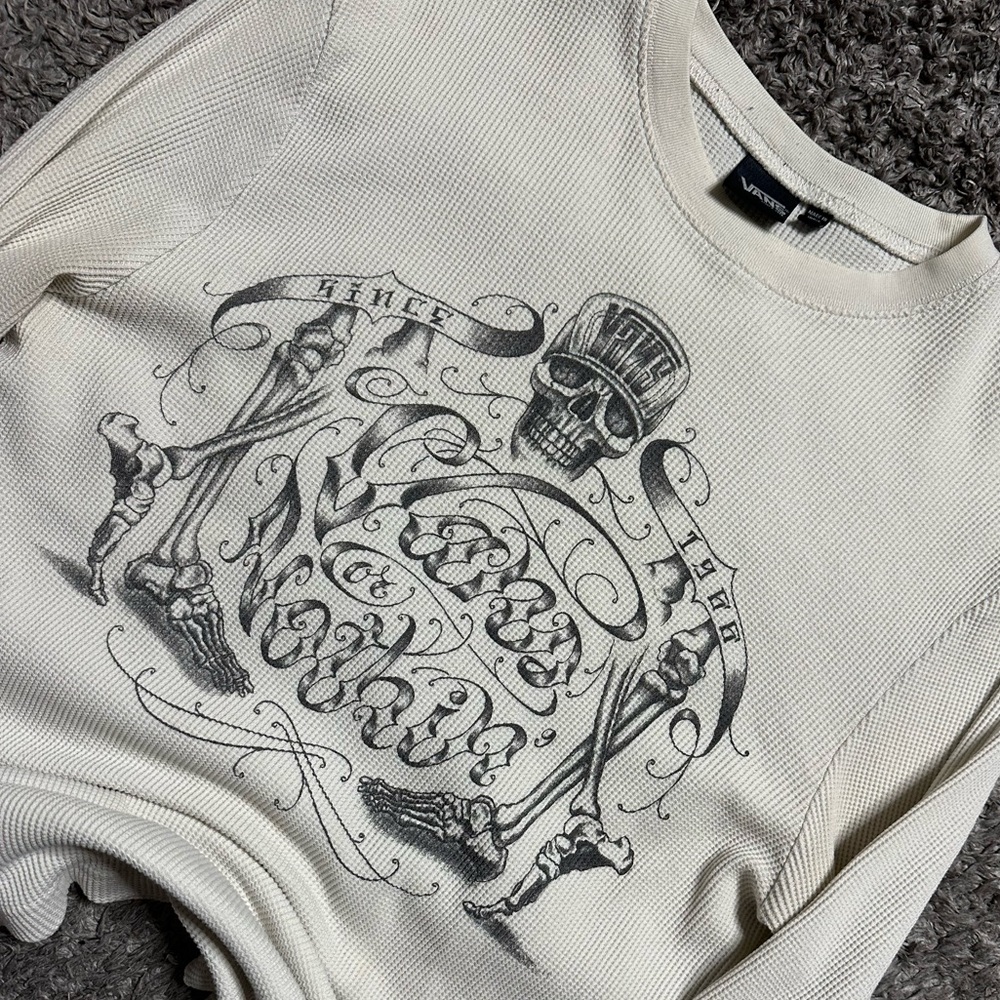 2000s Vans Skull Thermal Longsleeve Shirt